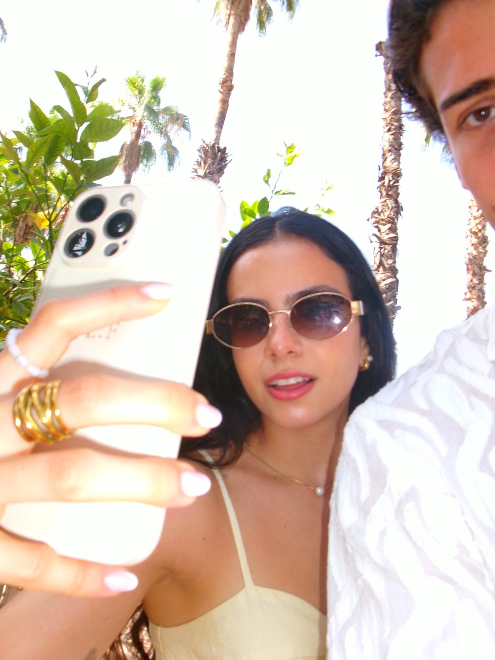 Selfie nossa debaixo das palmeiras